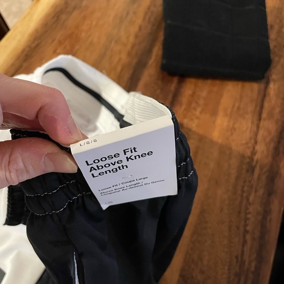 Nike shorts NWT - Picture 2 of 3